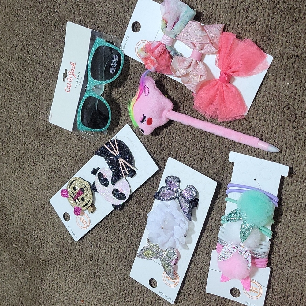 Hair clips